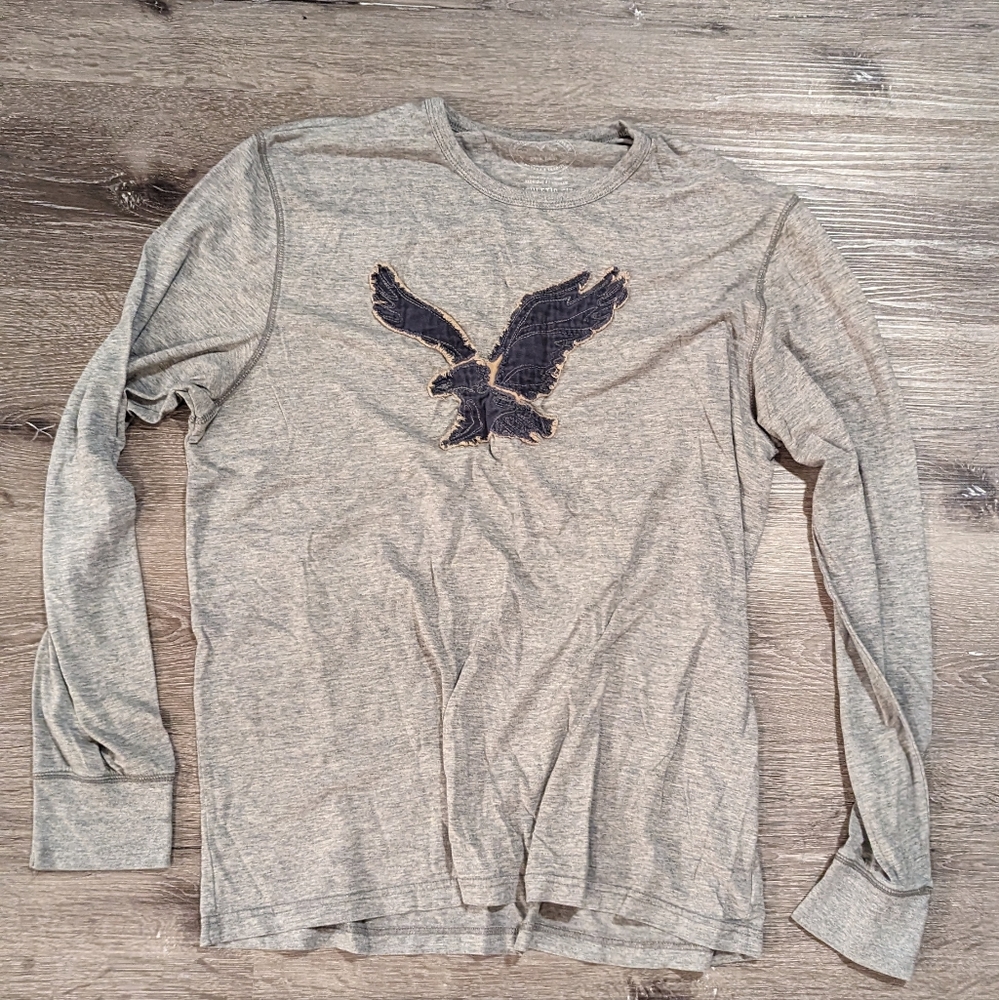 American eagle long sleeve size xl